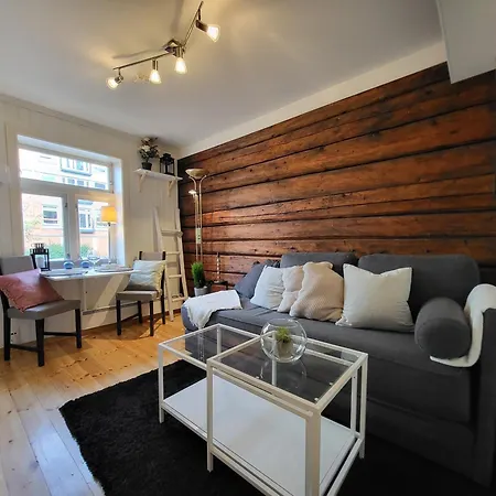 Apartment Mars Modern And Cozy In The Centre, Free Parking