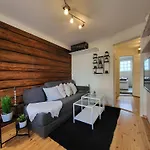Mars Modern And Cozy In The Centre, Free Parking Apartman *